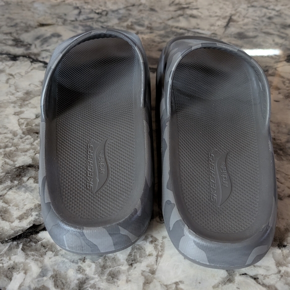 Skechers Gray Camo Arch Fit Insole - Picture 4 of 10